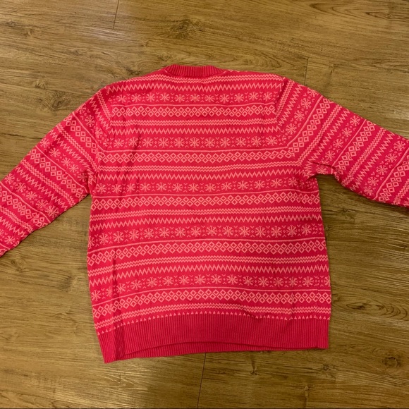 (Cute) Ugly Sweater! 💕🎅🏼 - Picture 3 of 3